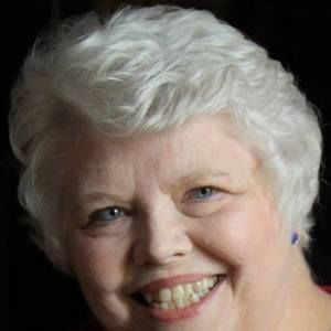 Meet your Posher, Norma